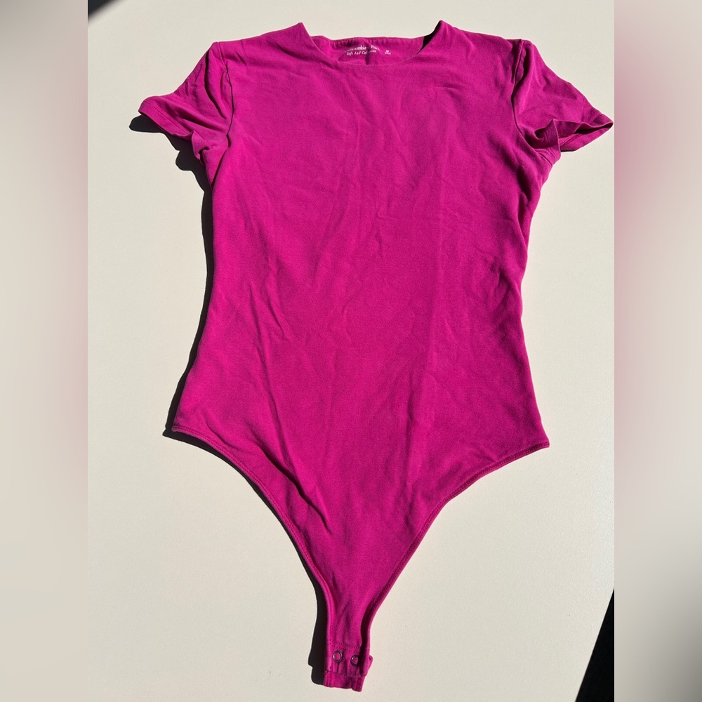Abercrombie & Fitch Hot Pink Bodysuit Medium Y2K Barbiecore Basic